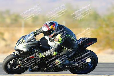 media/Dec-07-2024-CVMA (Sat) [[21c5f1ef85]]/Race 11-Amateur Supersport Open/